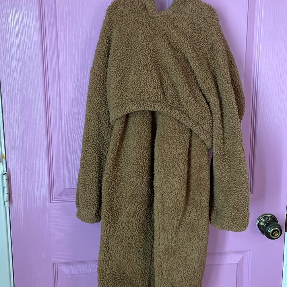 10Y Fuzzy Bear 2 Piece Set For Winter And Fall
